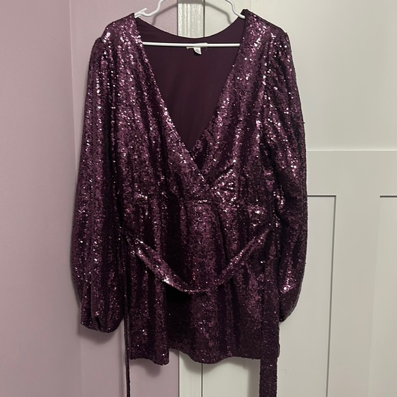miami Dresses & Skirts - Purple Sequin Mini-Dress w/ belt. Size XL (fits a Maurice’s 16W). Gorgeous!